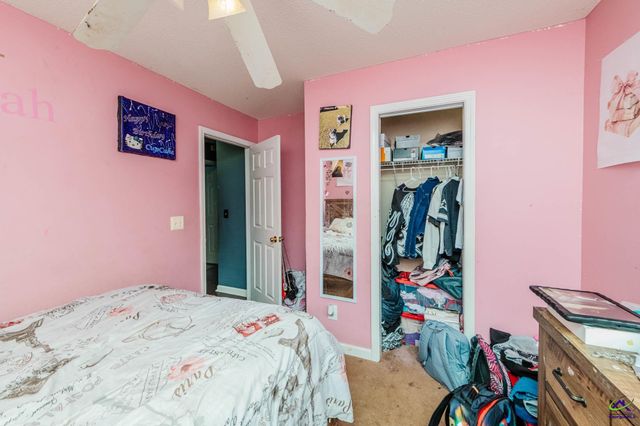 305 Strawbridge Lane, Bonaire, GA 31005