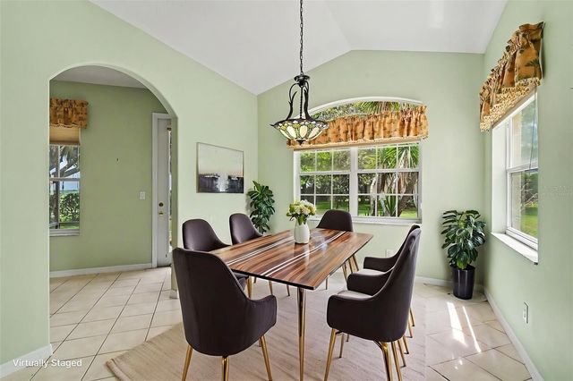 2852 CAPE HORN COURT, Tavares, FL 32778