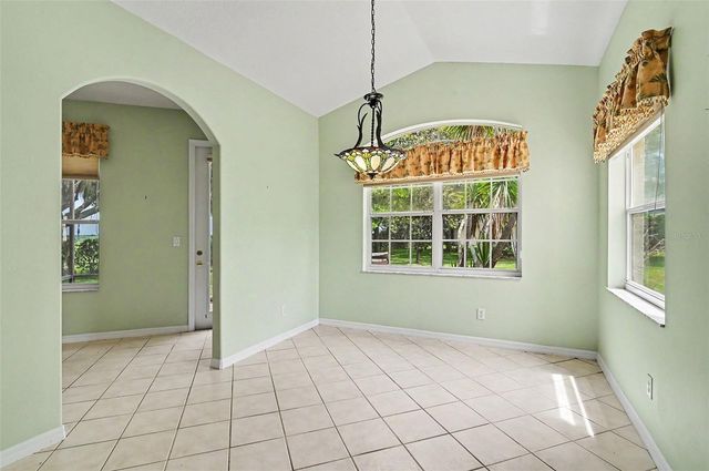 2852 CAPE HORN COURT, Tavares, FL 32778