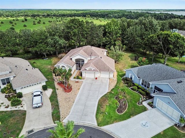 2852 CAPE HORN COURT, Tavares, FL 32778