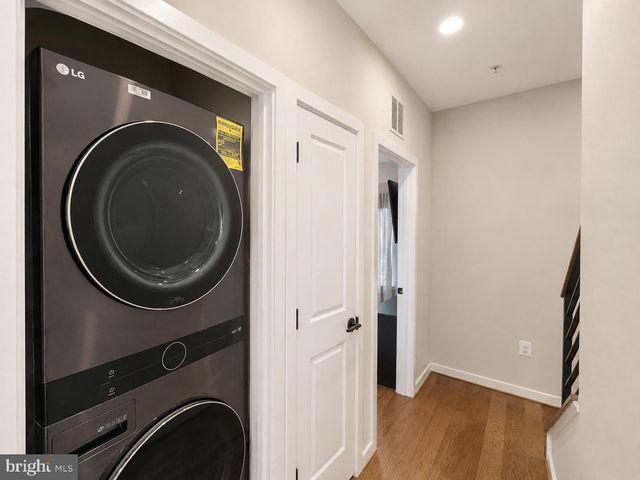 1011 SYCAMORE DR SE, Washington, DC 20032
