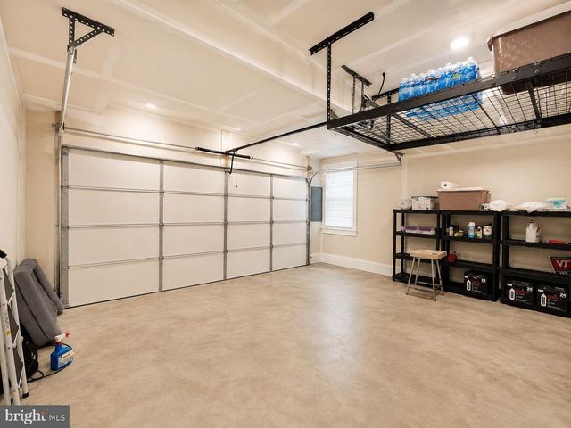 1011 SYCAMORE DR SE, Washington, DC 20032