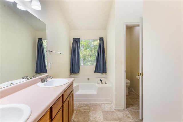 1402 Bridgewater Branch, Stone Mountain, GA 30088