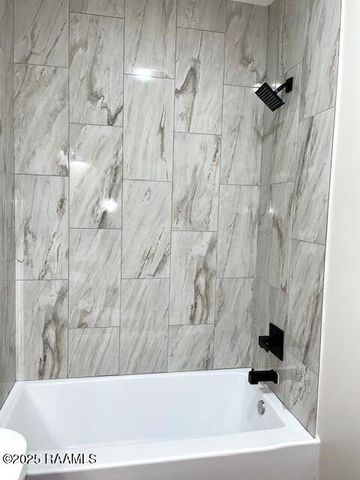 810 N St Antoine Street, Lafayette, LA 70501