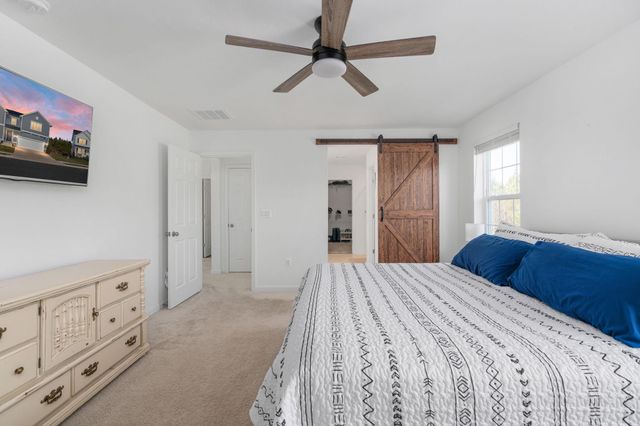 6371 POINTER LN, King George, VA 22485