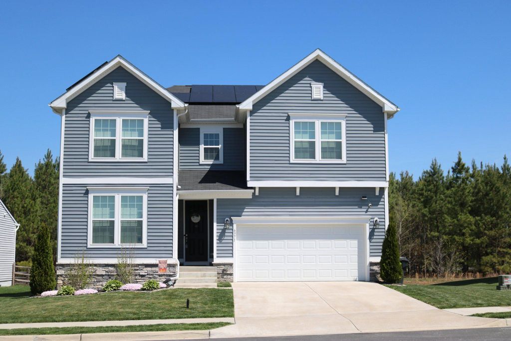 6371 POINTER LN, King George, VA 22485