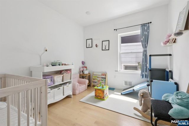131 Zabriskie Street 1, Jersey City, NJ 07307