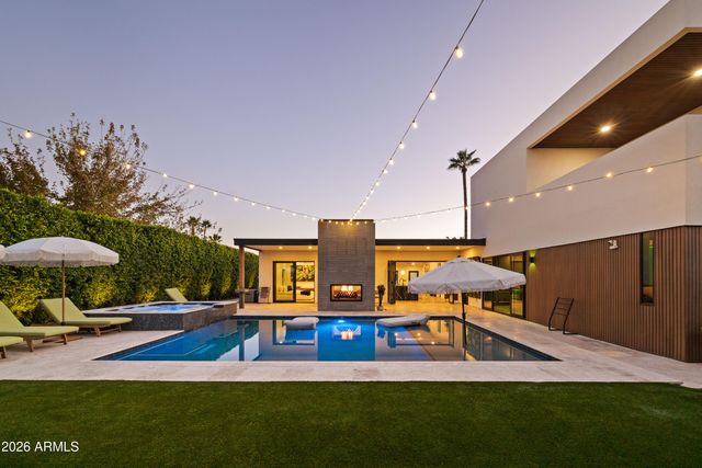 4334 E LEWIS Avenue, Phoenix, AZ 85008