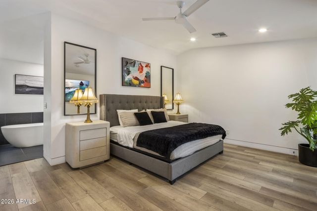 4334 E LEWIS Avenue, Phoenix, AZ 85008