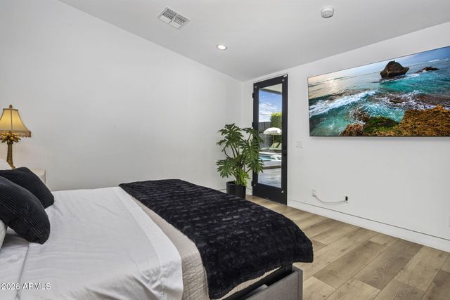 4334 E LEWIS Avenue, Phoenix, AZ 85008