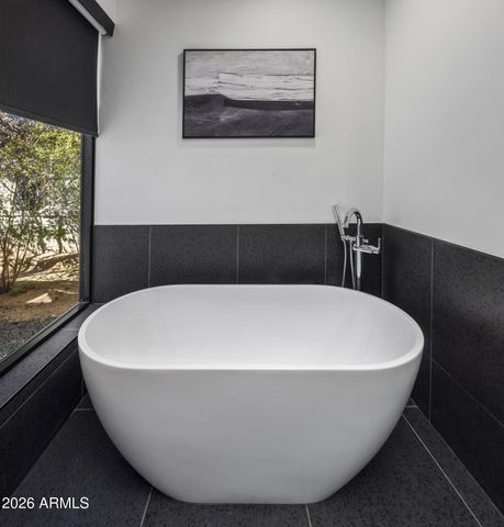 4334 E LEWIS Avenue, Phoenix, AZ 85008