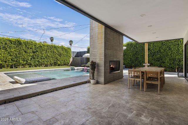 4334 E LEWIS Avenue, Phoenix, AZ 85008