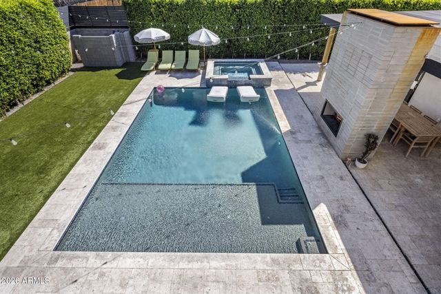 4334 E LEWIS Avenue, Phoenix, AZ 85008