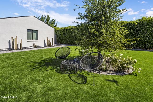 4334 E LEWIS Avenue, Phoenix, AZ 85008