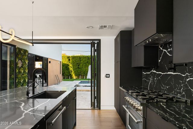 4334 E LEWIS Avenue, Phoenix, AZ 85008