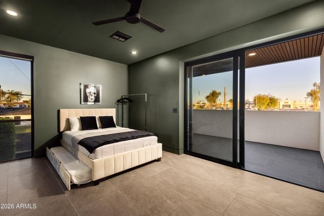 4334 E LEWIS Avenue, Phoenix, AZ 85008