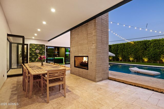 4334 E LEWIS Avenue, Phoenix, AZ 85008