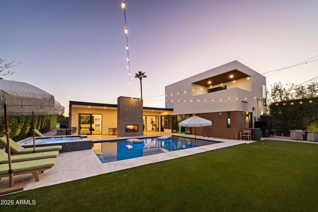 4334 E LEWIS Avenue, Phoenix, AZ 85008