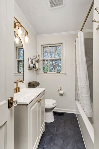 80 Jonell Dr, Nashville, TN 37210