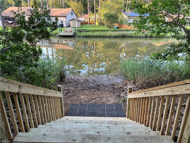 106 Fisher CT, Seaford, VA 23696