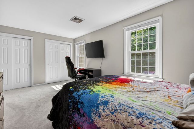 11 Sundown Drive D, Derry, NH 03038