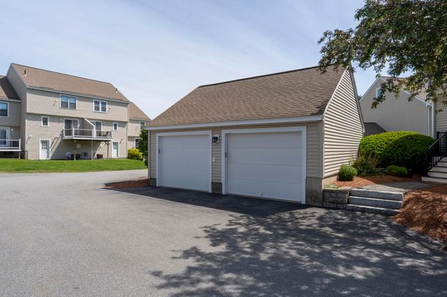 11 Sundown Drive D, Derry, NH 03038