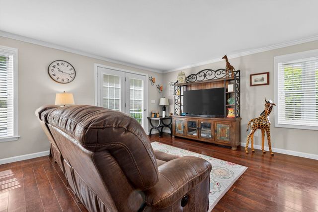 11 Sundown Drive D, Derry, NH 03038