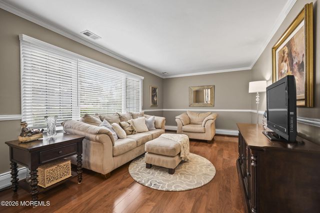24 Cannonade Drive W, Marlboro, NJ 07726