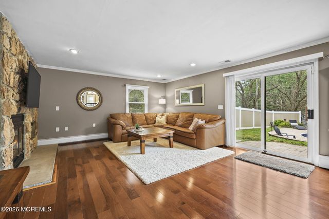 24 Cannonade Drive W, Marlboro, NJ 07726