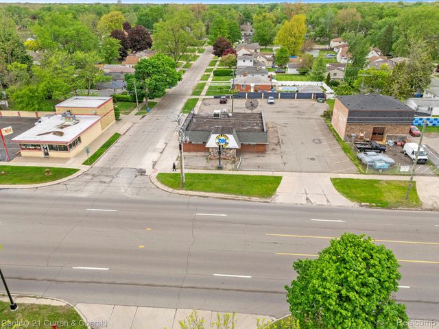 21350 Van Born Rd, Dearborn Heights, MI 48125