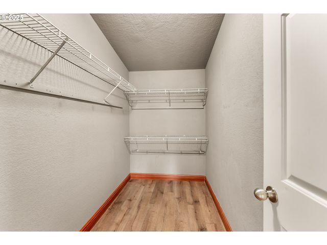 161 SOUTH Ave, Sutherlin, OR 97479