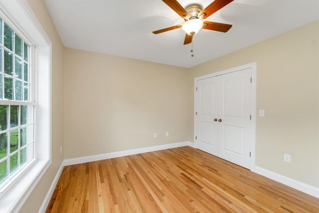 10 Zoe Lane, Newton, NH 03858