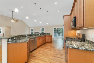10 Zoe Lane, Newton, NH 03858
