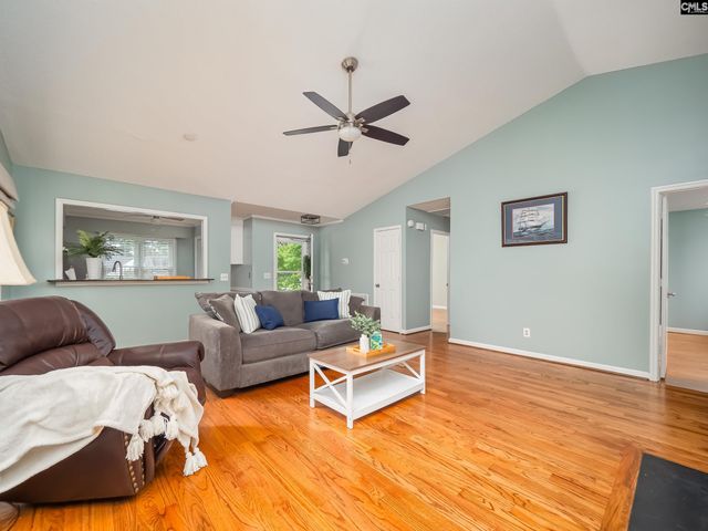 3 Lake Pointe Drive N, Columbia, SC 29229