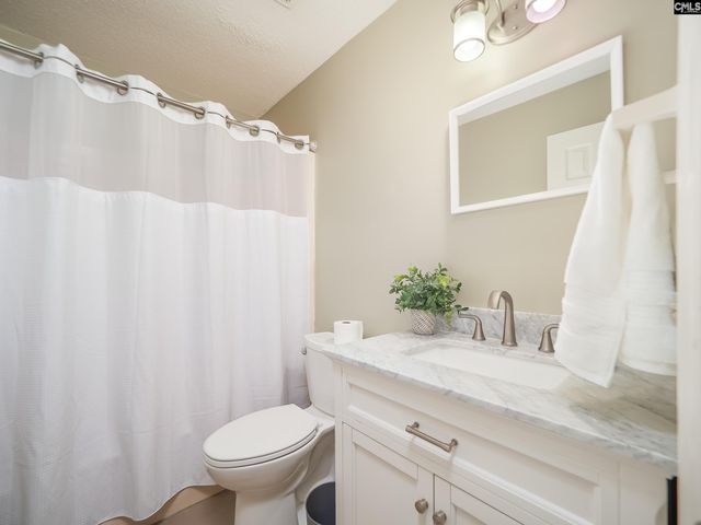 3 Lake Pointe Drive N, Columbia, SC 29229