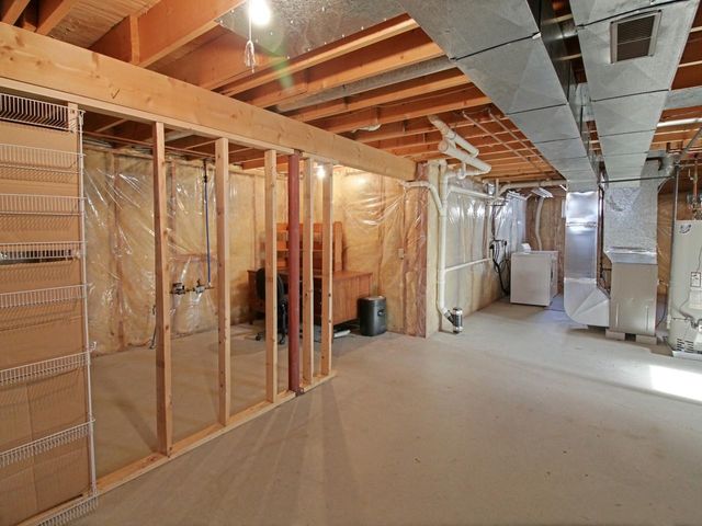 11 Walnut Lane, Essex Junction, VT 05452