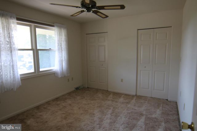 1370 WOODRIDGE DR, Middletown, PA 17057