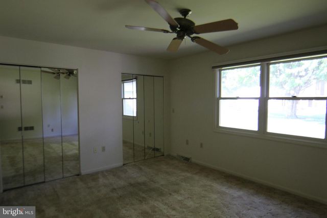 1370 WOODRIDGE DR, Middletown, PA 17057