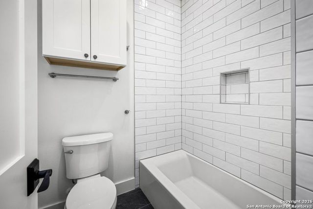 2026 Granada, New Braunfels, TX 78132