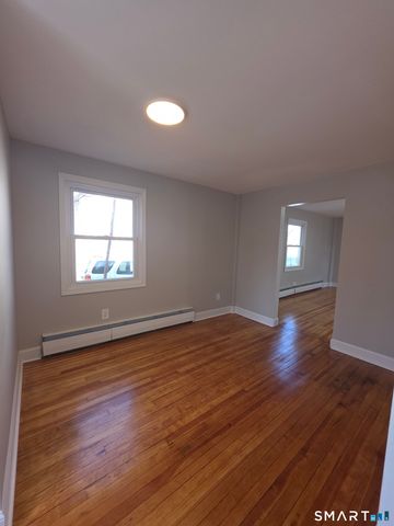 23 West Street, Wallingford, CT 06492