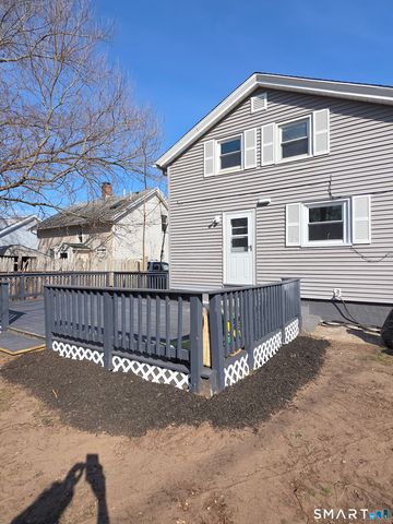 23 West Street, Wallingford, CT 06492