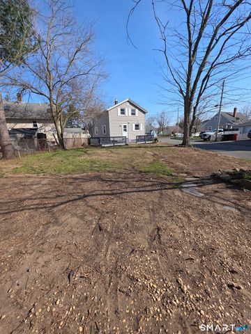23 West Street, Wallingford, CT 06492