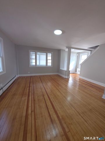 23 West Street, Wallingford, CT 06492