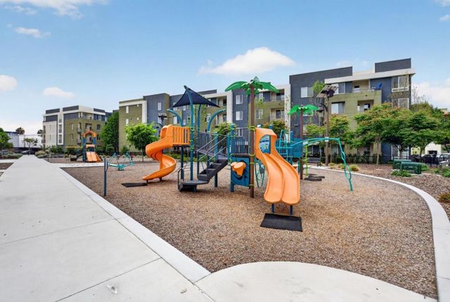 1860 Midnight Circle, San Jose, CA 95133