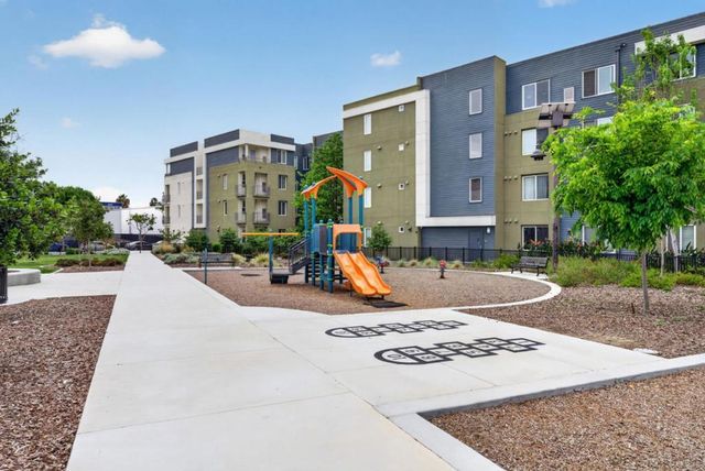 1860 Midnight Circle, San Jose, CA 95133