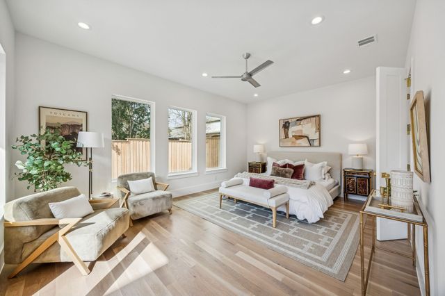 1811 Bermuda Street, Dallas, TX 75214