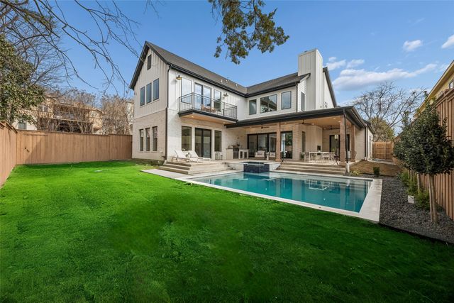 1811 Bermuda Street, Dallas, TX 75214