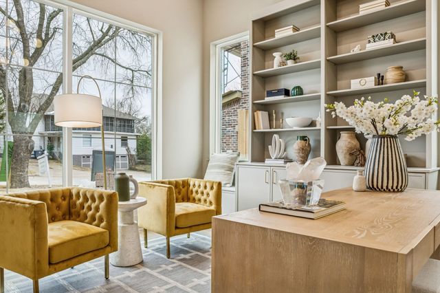 1811 Bermuda Street, Dallas, TX 75214