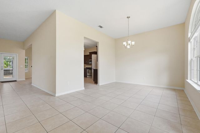 6556 Lansford Street, Navarre, FL 32566