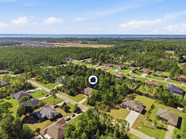 6556 Lansford Street, Navarre, FL 32566